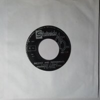 Strawberry Alarm Clock - Incense And Peppermints / The Birdman Of Alkatrash - Single