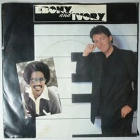 Stevie Wonder & Paul McCartney - Ebony and Ivory - Single