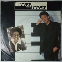 Stevie Wonder & Paul McCartney - Ebony and Ivory - Single