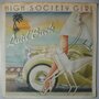 Laid Back - High society girl - Single